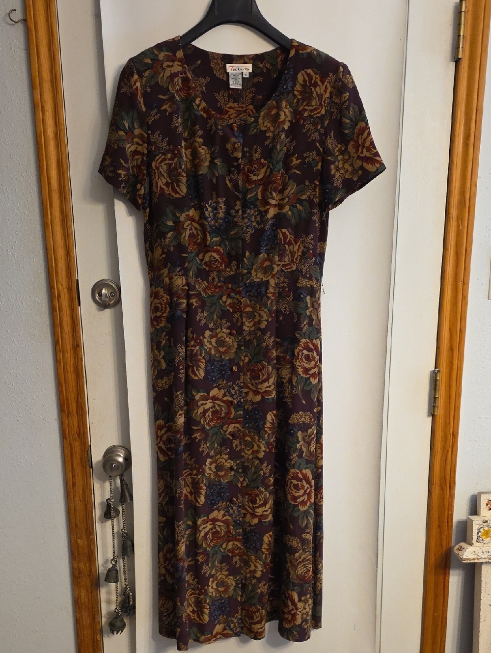 Talbots 100% Silk Floral Midi Dress Plum Short Sleeves Covered Button Front
